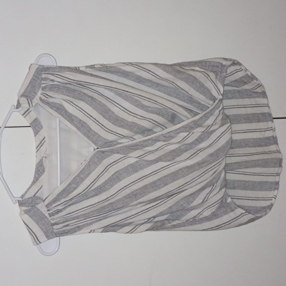 Splendid formal top xs